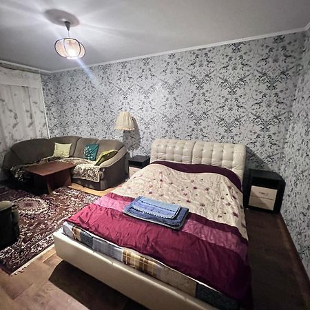 Однокомнатная Квартира На Алмазном Poltava Esterno foto